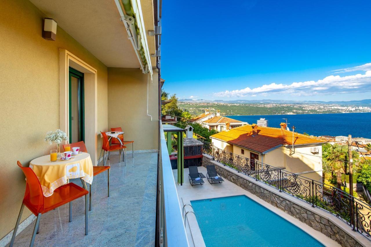 Lux Apartmani Abbazia Esterno foto