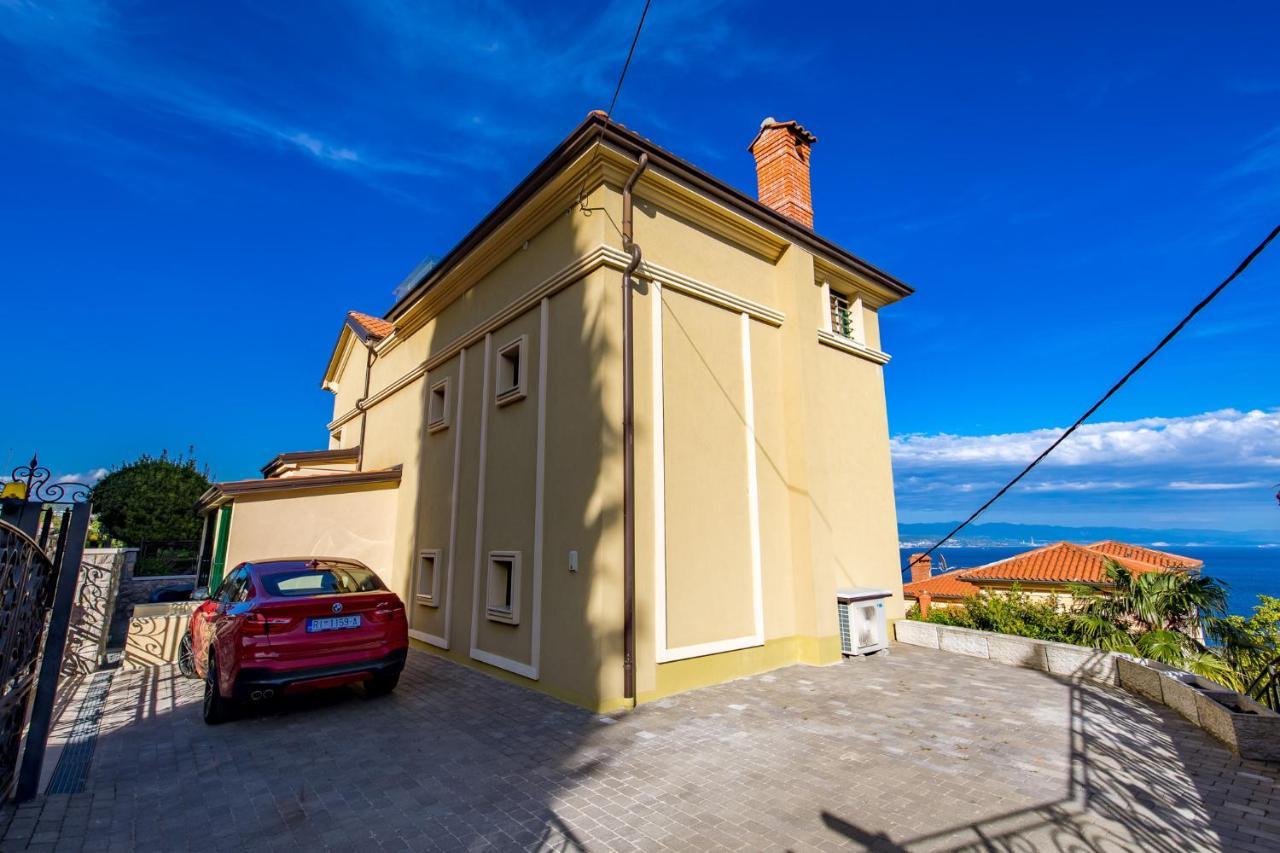 Lux Apartmani Abbazia Esterno foto