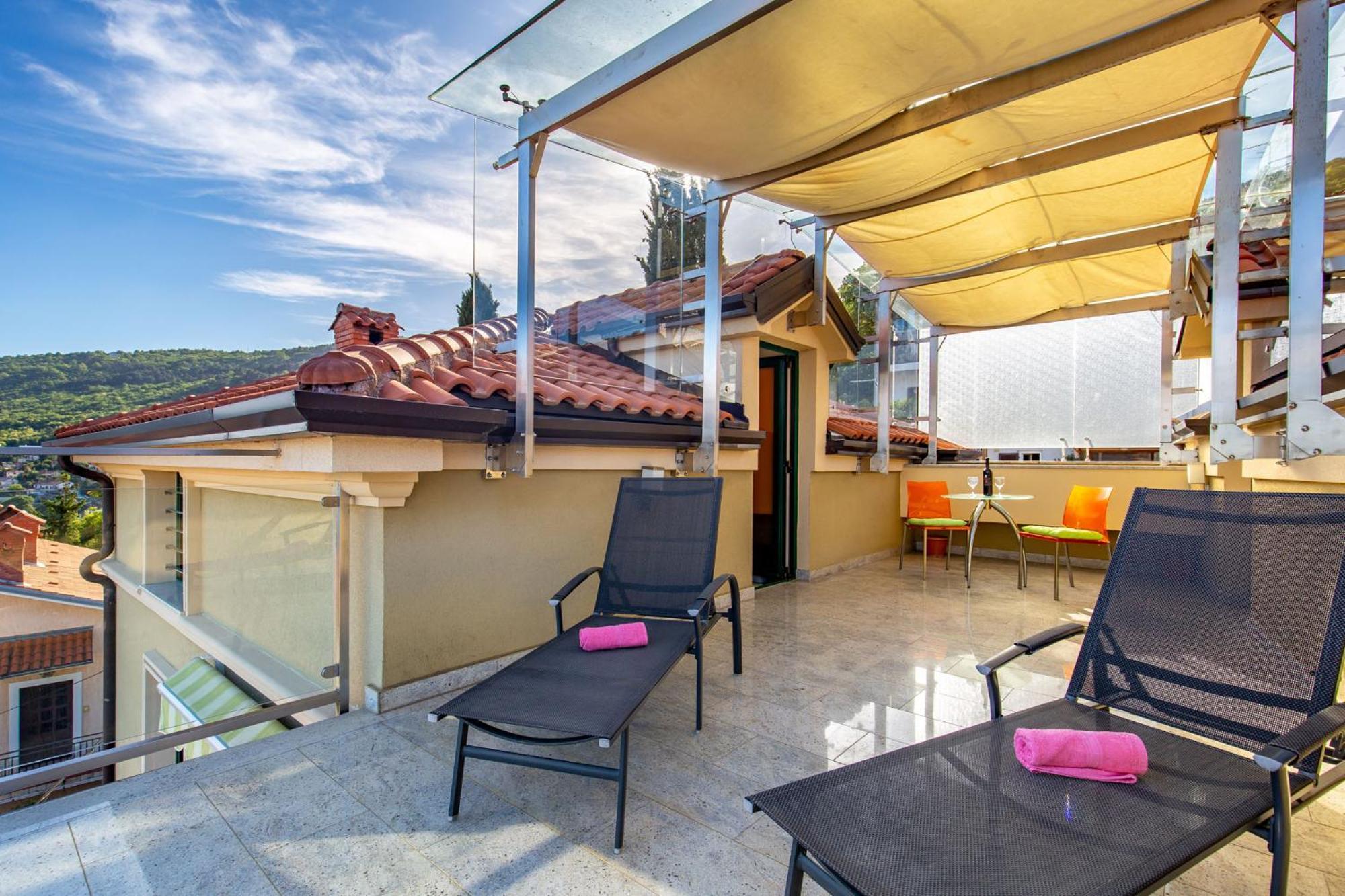 Lux Apartmani Abbazia Esterno foto