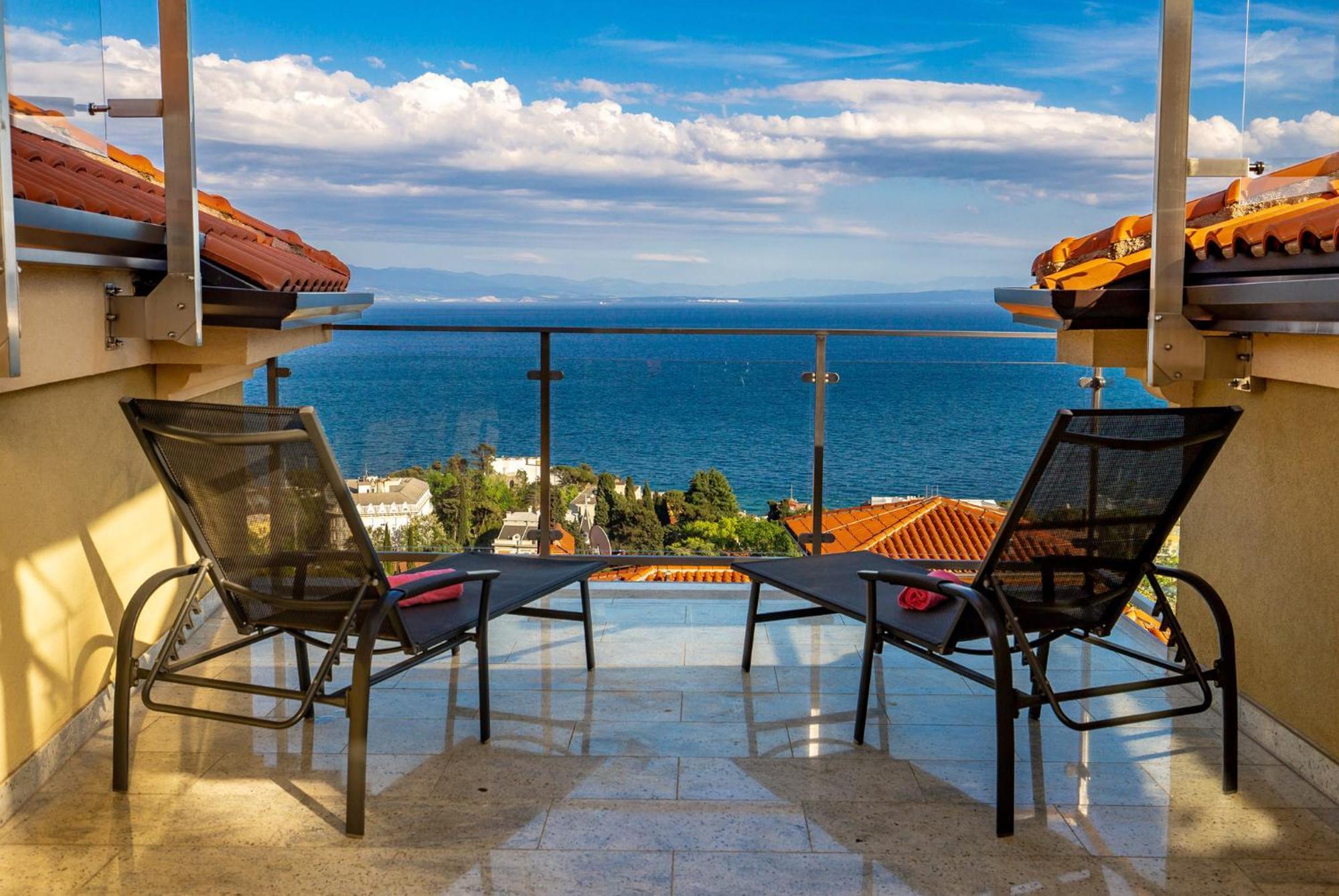 Lux Apartmani Abbazia Esterno foto