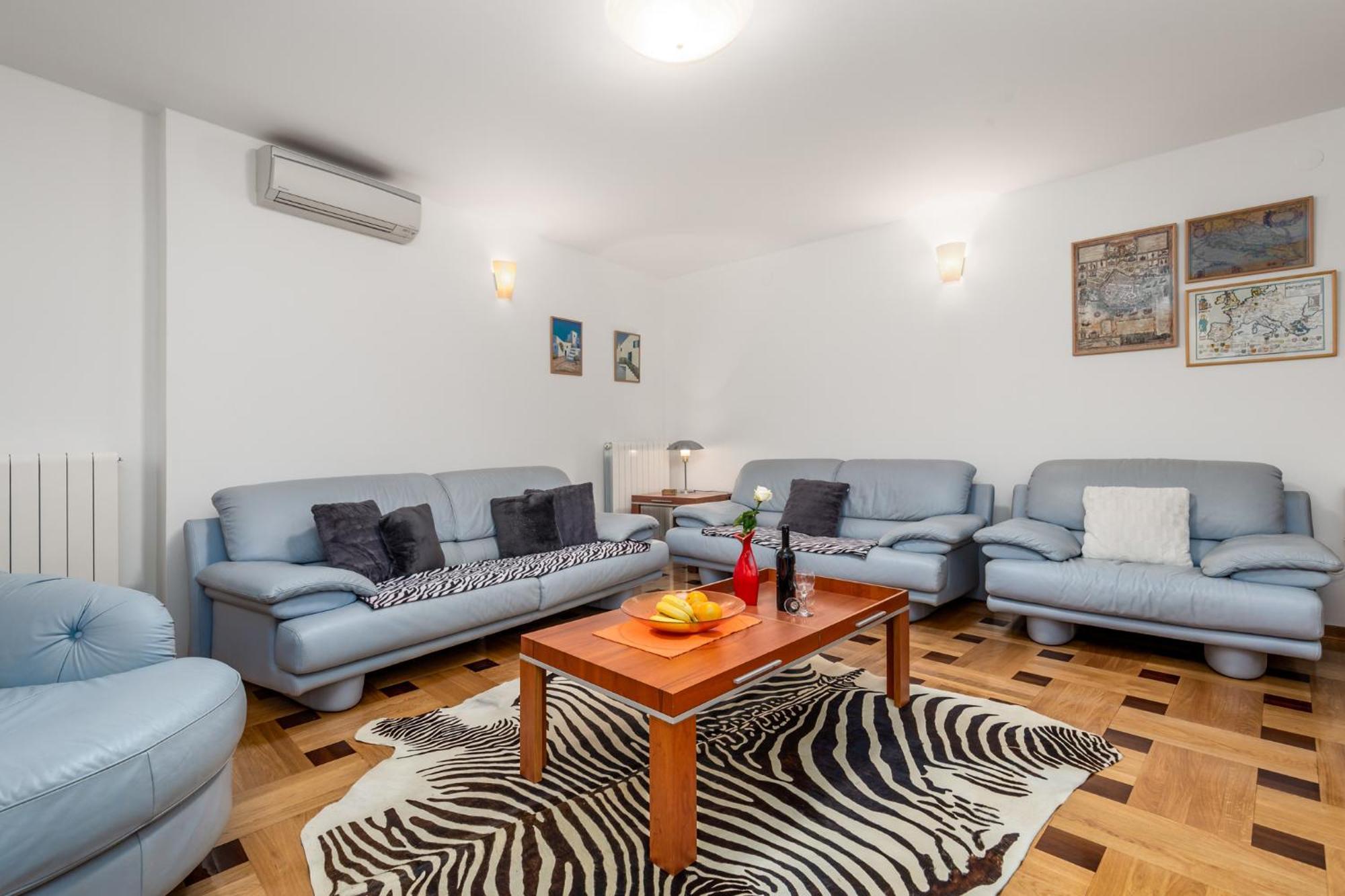 Lux Apartmani Abbazia Esterno foto